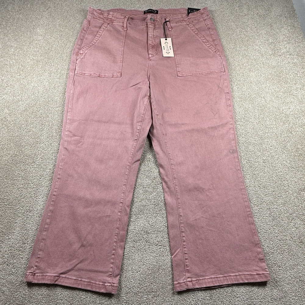 Nanette Lepore Women's Pink Plus Size 20 High Rise Boot Cut‎ Crop Jeans